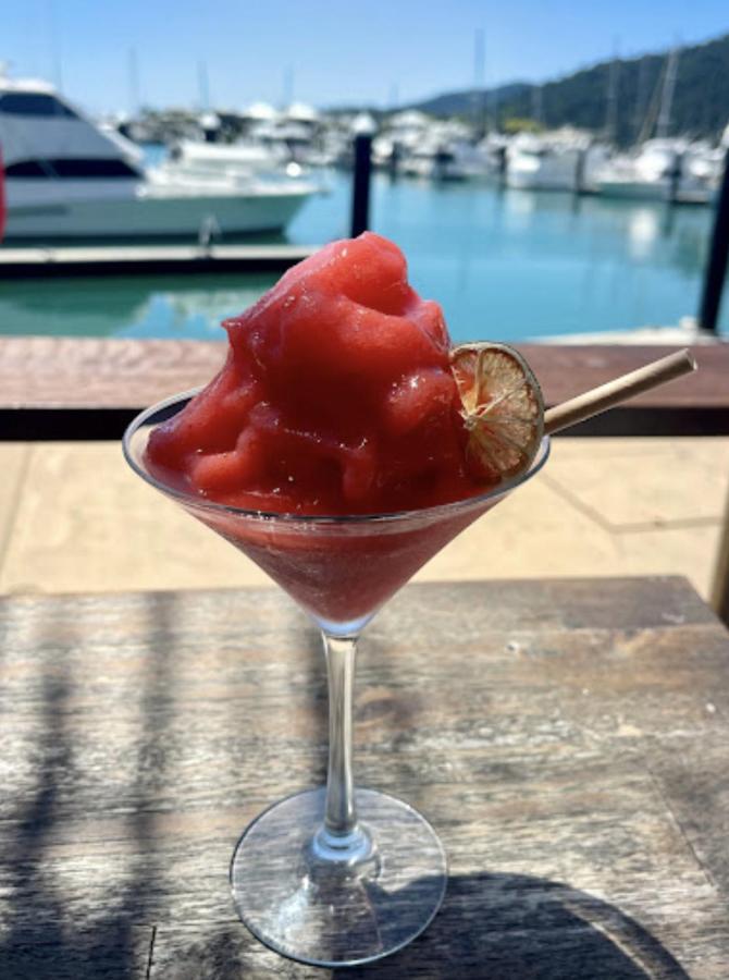 에일리비치 Boathouse Port Of Airlie 아파트 외부 사진